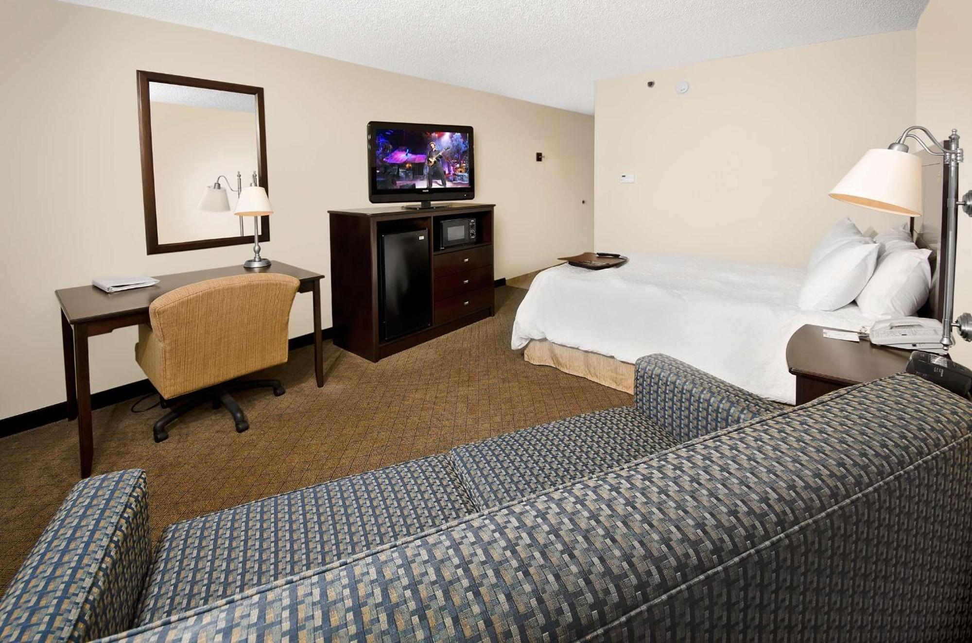 Hampton Inn אשבורו מראה חיצוני תמונה